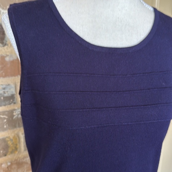 Cable & Gauge Navy Blue Sleeveless Knit Sweater Tank Top Ribbed Accent Size M - Picture 1 of 8
